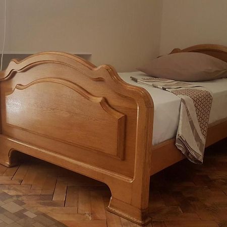 Ara & Gaya Аpartment Διαμέρισμα Γιερεβάν Εξωτερικό φωτογραφία